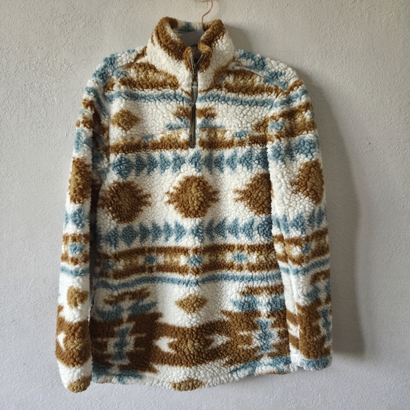 Cabin Fever Sweaters - Cozy Sherpa Sweater - White Brown, Blue